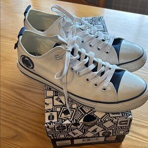 Skicks Penn State White and Navy Low-Top Sneakers size 9 men’s (women’s 11)